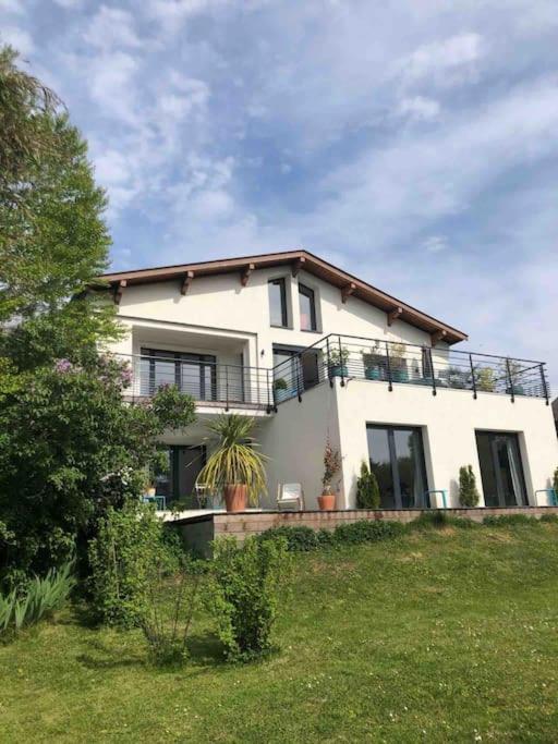 מנטון סן ברנרד Maison De Vacances 220M2 Vue Lac Et Chateau מראה חיצוני תמונה