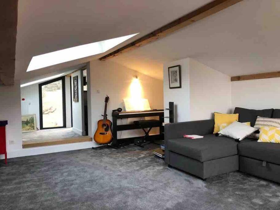 מנטון סן ברנרד Maison De Vacances 220M2 Vue Lac Et Chateau מראה חיצוני תמונה